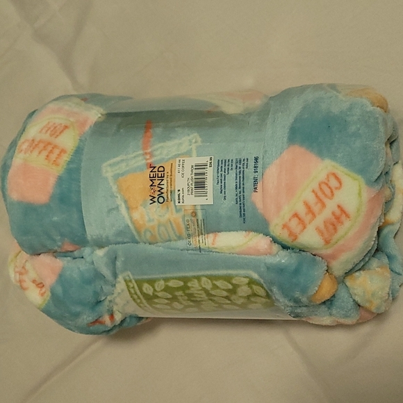 Oversized plush throw / blanket - Picture 2 of 5